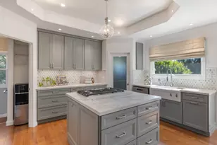730 Greenview Pl, Los Altos, CA 94024 - Photo 8