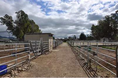 McMahon Rd, Hollister, CA 95023 - Photo 18