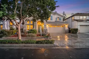 320 Huckleberry Dr, San Jose, CA 95123 - Photo 2