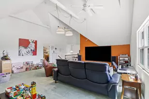 130 Sunrise Dr, Hollister, CA 95023 - Photo 18