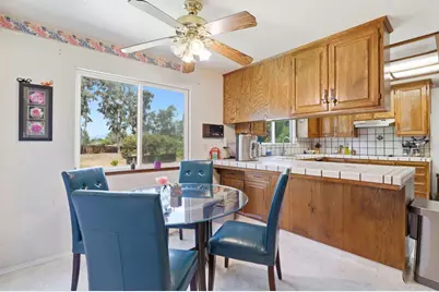 130 Sunrise Dr, Hollister, CA 95023 - Photo 10