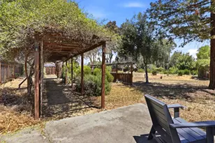 130 Sunrise Dr, Hollister, CA 95023 - Photo 46