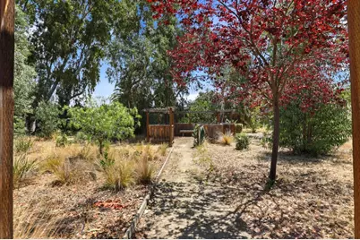 130 Sunrise Dr, Hollister, CA 95023 - Photo 52