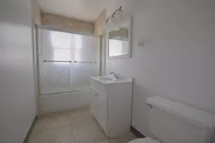 360 E 19th St, Merced, CA 95340 - Photo 18