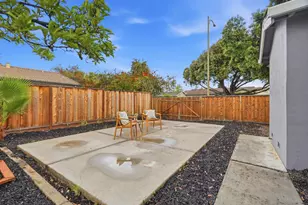 301 Colville Dr, San Jose, CA 95123 - Photo 32