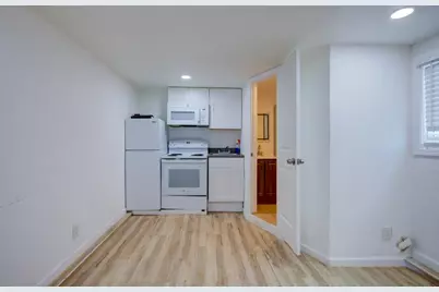 135 S 26th St, San Jose, CA 95116 - Photo 14