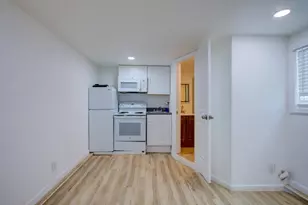 135 S 26th St, San Jose, CA 95116 - Photo 14