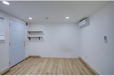 135 S 26th St, San Jose, CA 95116 - Photo 16
