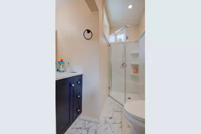 135 S 26th St, San Jose, CA 95116 - Photo 32