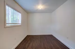 135 S 26th St, San Jose, CA 95116 - Photo 24