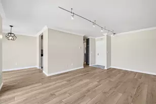 8 Commodore Dr C457, Emeryville, CA 94608 - Photo 6