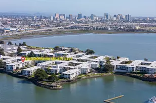 8 Commodore Dr C457, Emeryville, CA 94608 - Photo 42