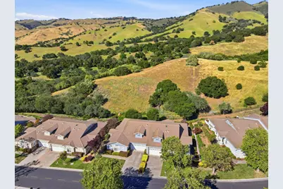 9015 Village View Dr, San Jose, CA 95135 - Photo 38