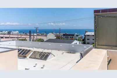 575 Foam St D, Monterey, CA 93940 - Photo 16