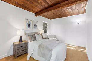21075 Greenleaf Dr, Cupertino, CA 95014 - Photo 52