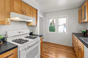 212 Gilbert Ave, Menlo Park, CA 94025 - Photo 16