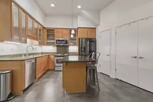 594 Manzana Pl, San Jose, CA 95112 - Photo 12