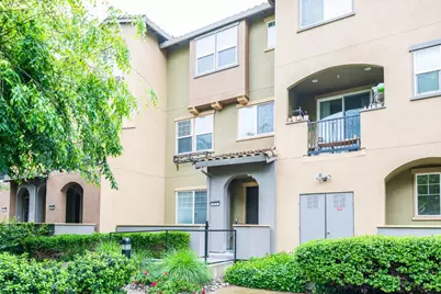 638 Almaden Walk Loop, San Jose, CA 95125 - Photo 1