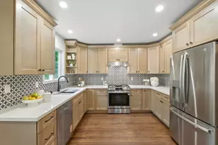 1165 Clinton St, Redwood City, CA 94061 - Photo 4