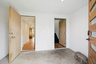 1515 Van Dyke Ave, San Francisco, CA 94124 - Photo 4