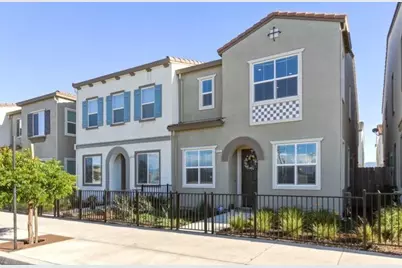 1131 Julia Cir, Hollister, CA 95023 - Photo 1