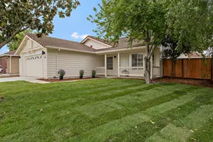 1951 Cypress St, Hollister, CA 95023 - Photo 2