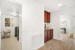 61 Montecito Vista Dr 6, San Jose, CA 95111 - Photo 20