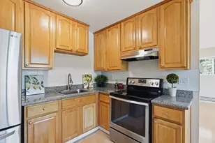 607 Valley Forge Way 4, Campbell, CA 95008 - Photo 1