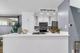 1345 Joplin Dr 2, San Jose, CA 95118 - Photo 2