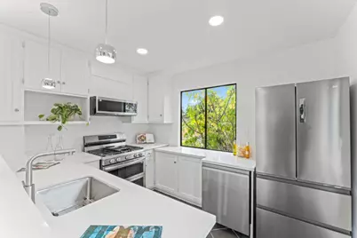 339 Monterey St, Brisbane, CA 94005 - Photo 8