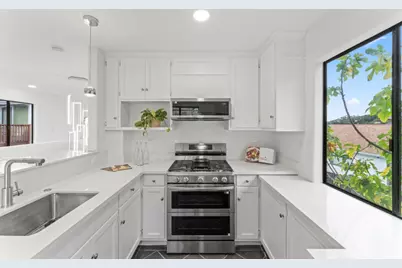 339 Monterey St, Brisbane, CA 94005 - Photo 8