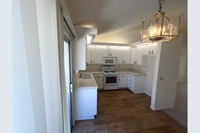1561 Georgetown Ave, Palmdale, CA 93550 - Photo 8