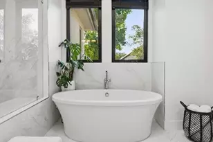 18800 Saratoga-Los Gatos Rd, Los Gatos, CA 95030 - Photo 32