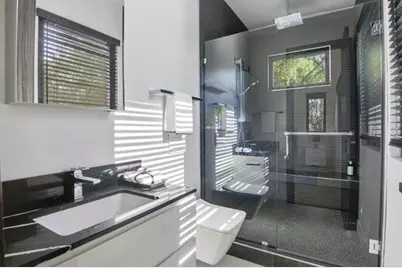 18800 Saratoga Los Gatos Rd, Los Gatos, CA 95030 - Photo 36