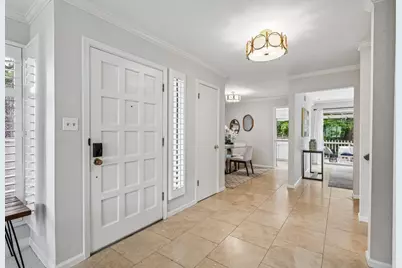5 Tollridge Ct, San Mateo, CA 94402 - Photo 8