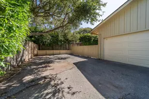 1027 Vaquero Rd, Pebble Beach, CA 93953 - Photo 38