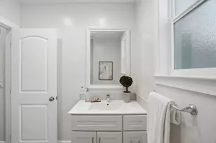 17250 Pine Ave, Los Gatos, CA 95032 - Photo 34
