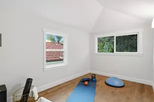 17250 Pine Ave, Los Gatos, CA 95032 - Photo 42