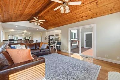 1691 Monticello Dr, Hollister, CA 95023 - Photo 10