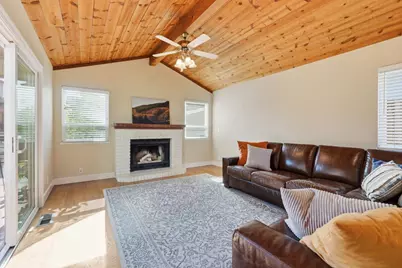 1691 Monticello Dr, Hollister, CA 95023 - Photo 8
