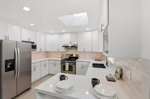1415 Carmel Dr, San Jose, CA 95125 - Photo 12