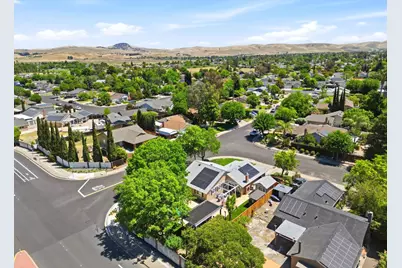 1780 Honeysuckle Rd, Livermore, CA 94551 - Photo 44