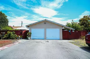 872 - 874 San Junipero Dr, Sunnyvale, CA 94085 - Photo 2