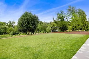 695 Quietwater, Santa Rosa, CA 95404 - Photo 12