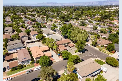 1395 Ontario Ln, Campbell, CA 95008 - Photo 36