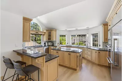 1035 Appian Way, Morgan Hill, CA 95037 - Photo 14