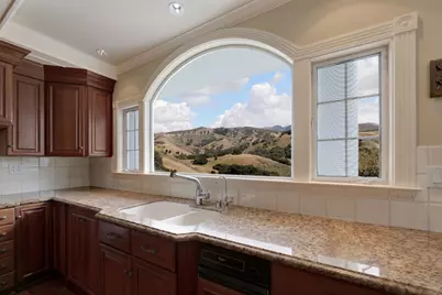 75 Robley Rd, Salinas, CA 93908 - Photo 10