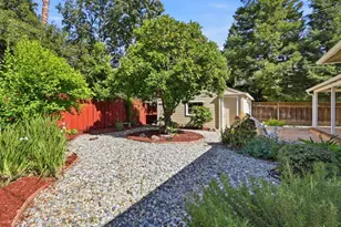 1074 Cherry Ave, San Jose, CA 95125 - Photo 36