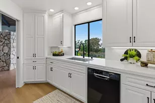 27000 Appaloosa Way, Los Altos Hills, CA 94022 - Photo 20