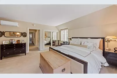 2155 Geri Ln, Hillsborough, CA 94010 - Photo 56